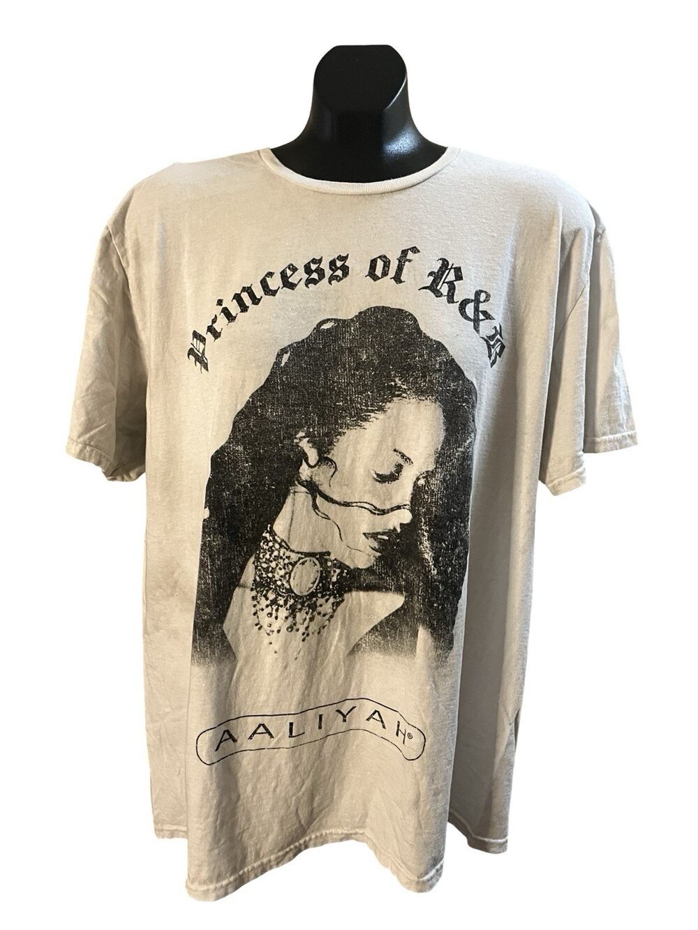 Aaliyah Princess of R&B Graphic Tee – Size XL